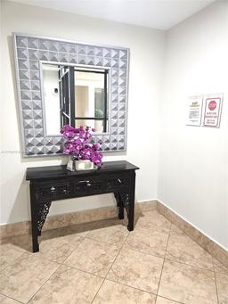 Picture of 400 W Diplomat Pkwy # 714, Hallandale Beach, FL 33009
