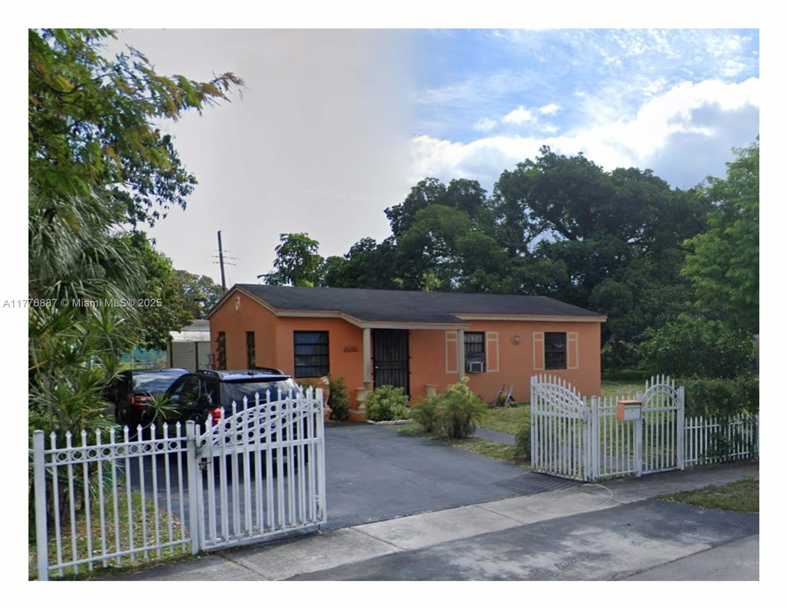 Picture of 16221 NW 18Th Ct, Miami Gardens, FL 33054