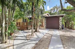 Picture of 550 Quail Ave, Miami Springs, FL 33166