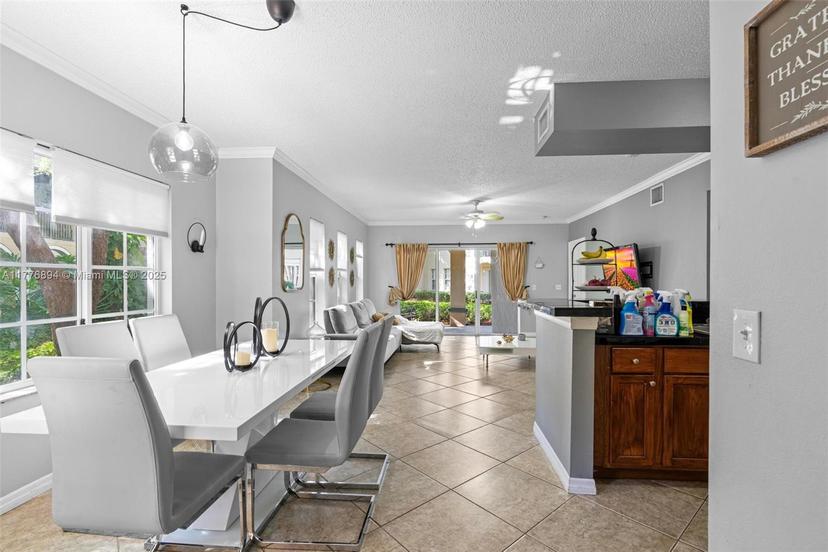 Picture of 2474 Centergate Dr # 101, Miramar FL 33025