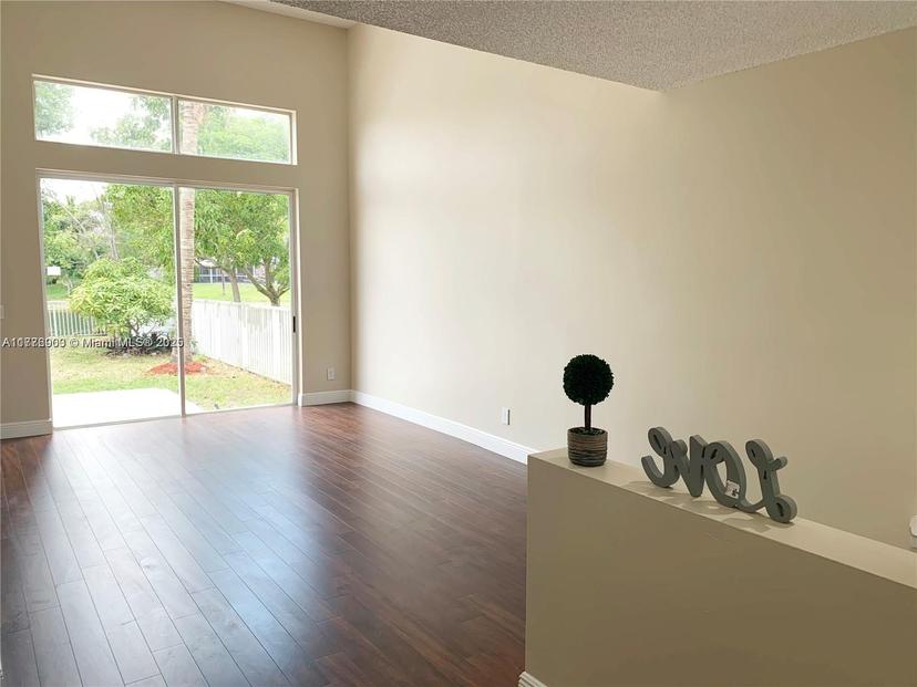 Picture of 10521 SW 13Th Ct, Pembroke Pines FL 33025