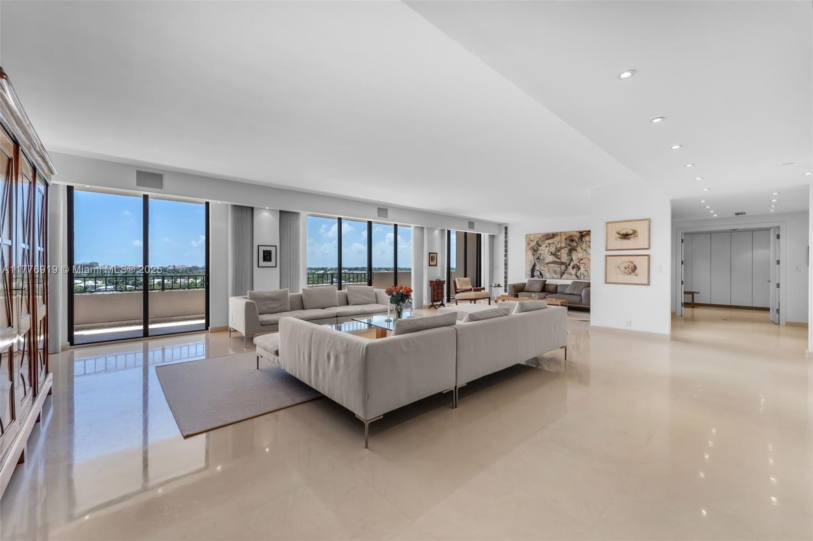 Picture of 151 Crandon Blvd # 725, Key Biscayne, FL 33149