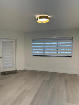 Picture of 630 S Park Rd # 3, Hollywood, FL 33021