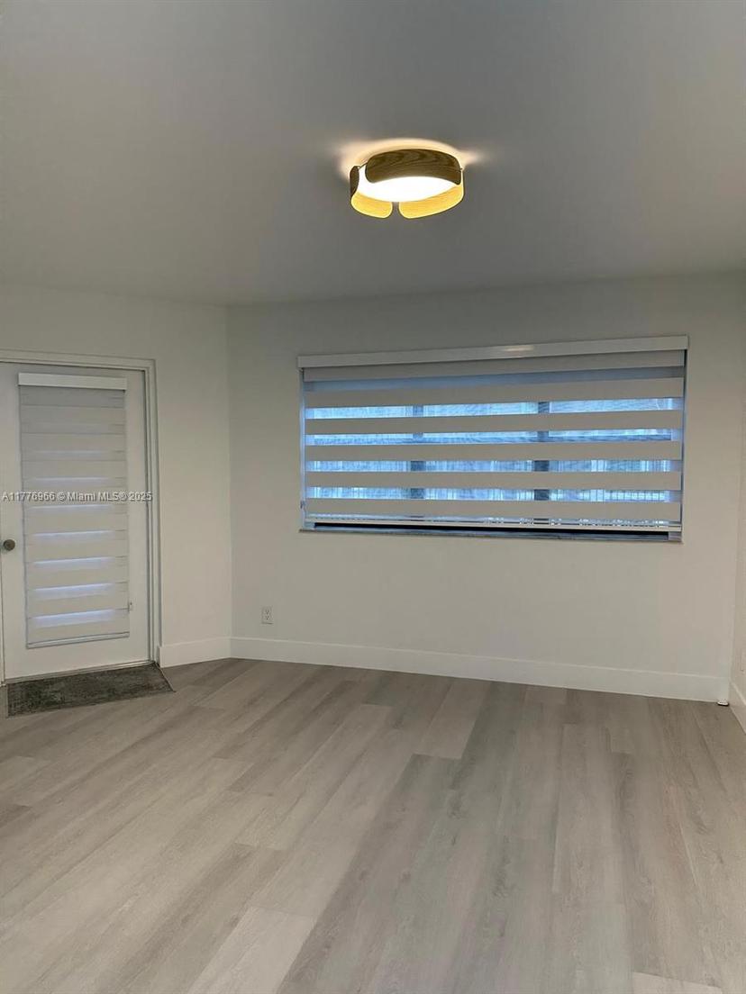 Picture of 630 S Park Rd # 3, Hollywood FL 33021