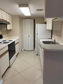 Picture of 9977 Westview Dr # 116, Coral Springs, FL 33076