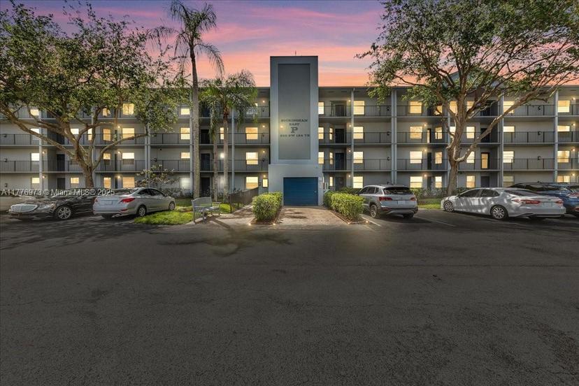 Picture of 650 SW 124Th Ter # 105P, Pembroke Pines FL 33027