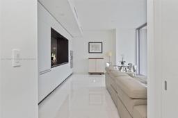 Picture of 300 Biscayne Blvd Way # 4408, Miami, FL 33131