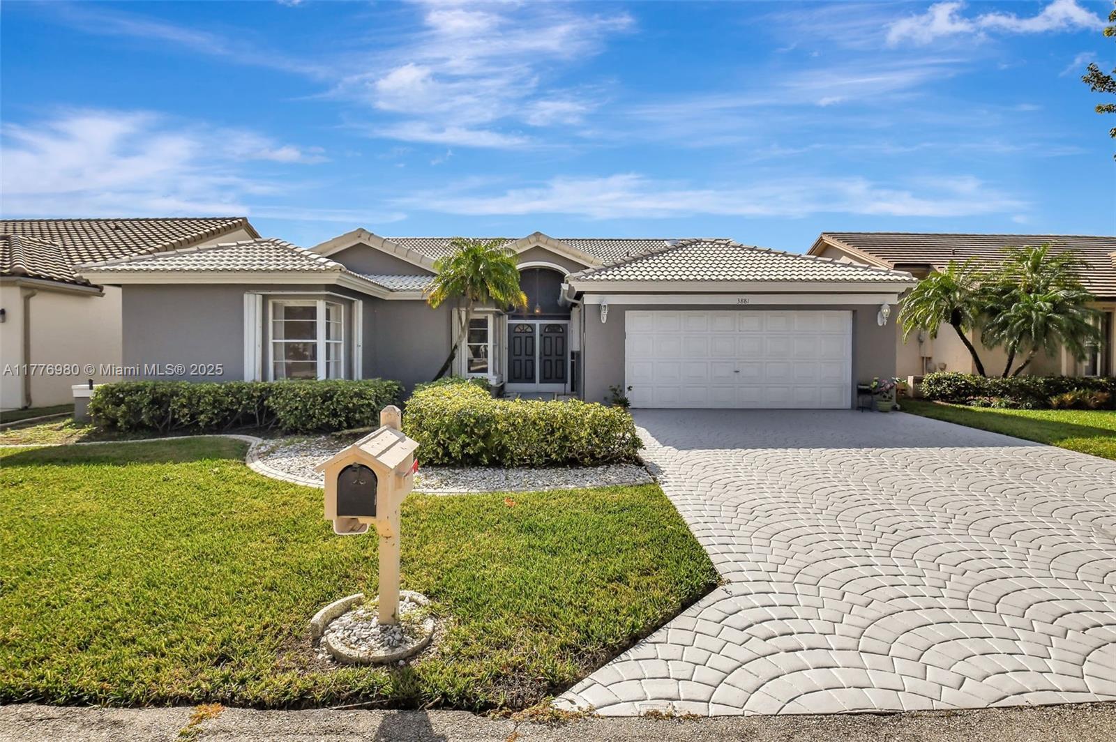 Picture of 3881 Hidden Cypress Wy, Lake Worth, FL 33467