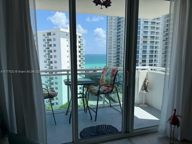 Picture of 3000 S Ocean Dr # 1106, Hollywood FL 33019