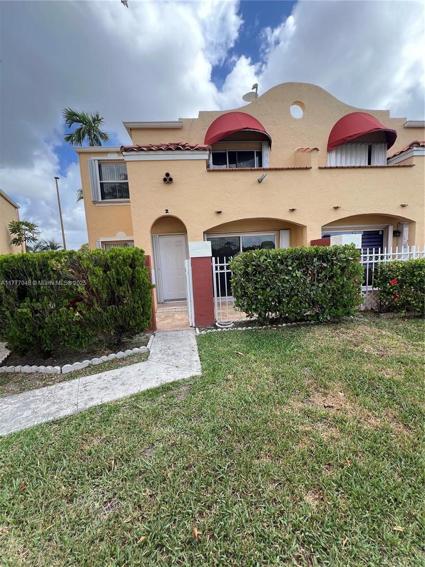 Picture of 8530 NW 3Rd Ln # 402, Miami FL 33126