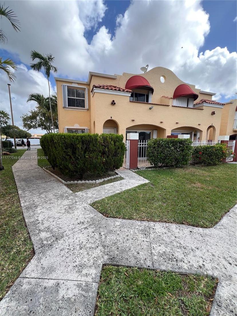 Picture of 8530 NW 3Rd Ln # 402, Miami FL 33126