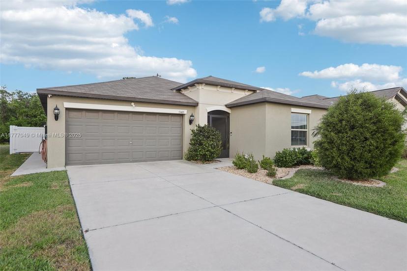 Picture of 13405 Willow Bluestar Loop, Riverview FL 33579