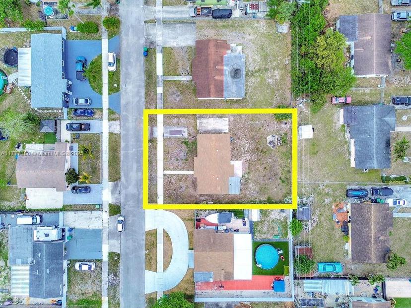 Picture of 20911 NW 30Th Ct, Miami Gardens FL 33056