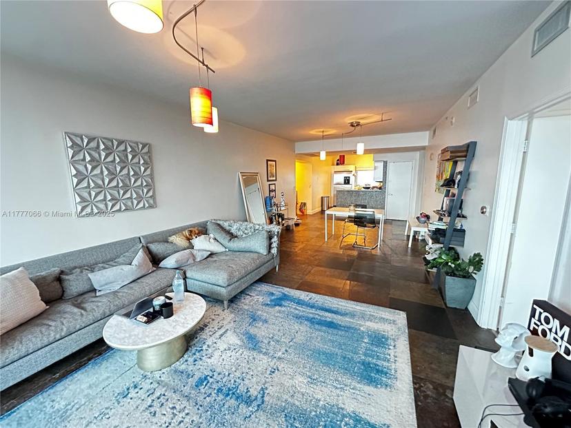 Picture of 601 NE 36Th St # 2810, Miami FL 33137