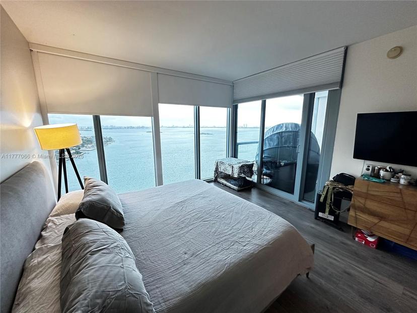 Picture of 601 NE 36Th St # 2810, Miami FL 33137