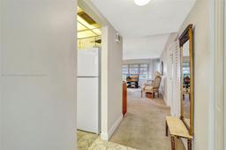 Picture of 410 SE 2Nd St # 118, Hallandale Beach, FL 33009