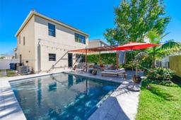 Picture of 566 NE 191St Ter, Miami, FL 33179