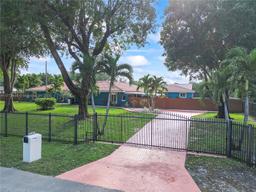 Picture of 5141 SW 109Th Ave, Davie, FL 33328