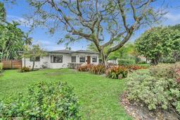 Picture of 11060 Griffing Blvd, Biscayne Park, FL 33161