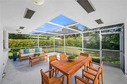 Picture of 1141 NE 166Th St, North Miami Beach, FL 33162