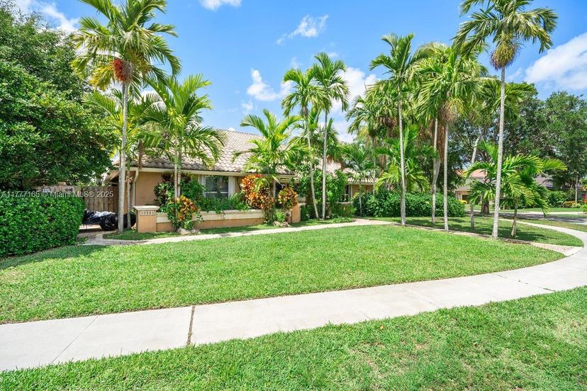 Picture of 10101 SW 5Th St, Plantation FL 33324