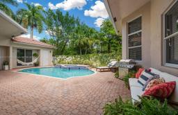 Picture of 1604 Victoria Pointe Ln, Weston, FL 33327