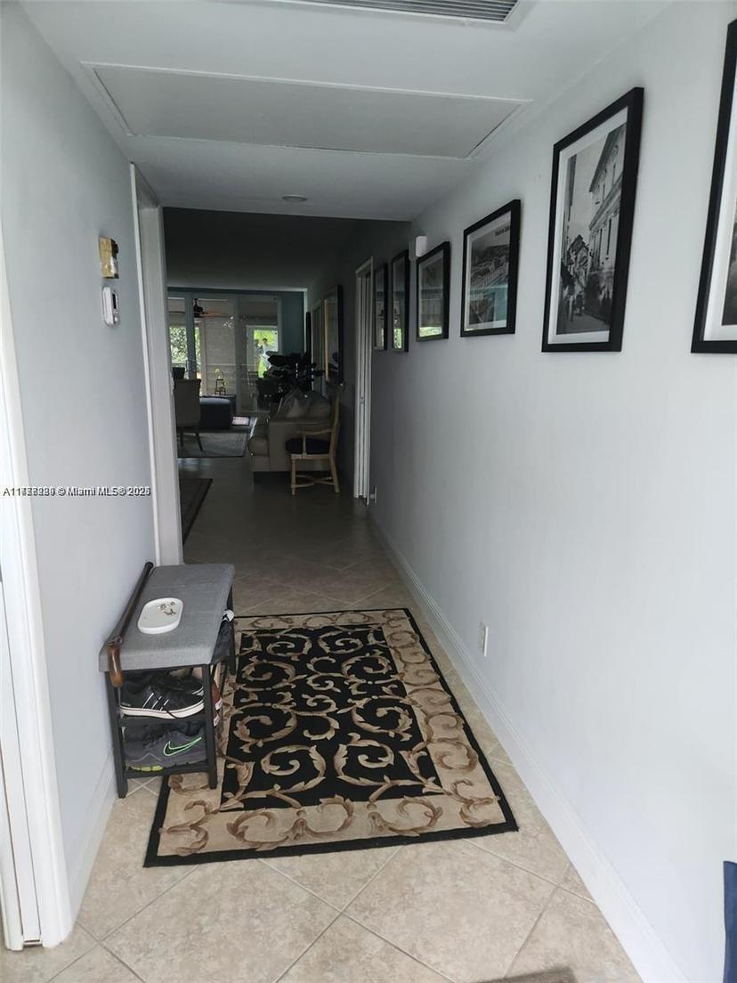 Picture of 806 Cypress Grove Ln # 403, Pompano Beach FL 33069