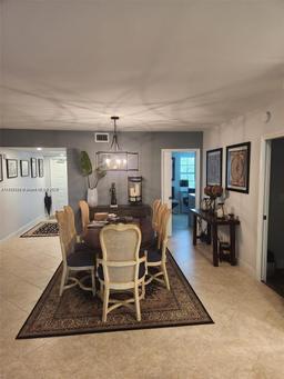 Picture of 806 Cypress Grove Ln # 403, Pompano Beach, FL 33069