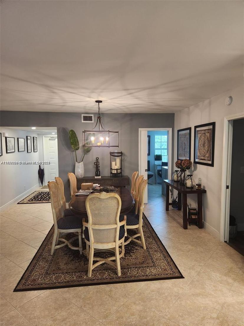 Picture of 806 Cypress Grove Ln # 403, Pompano Beach FL 33069