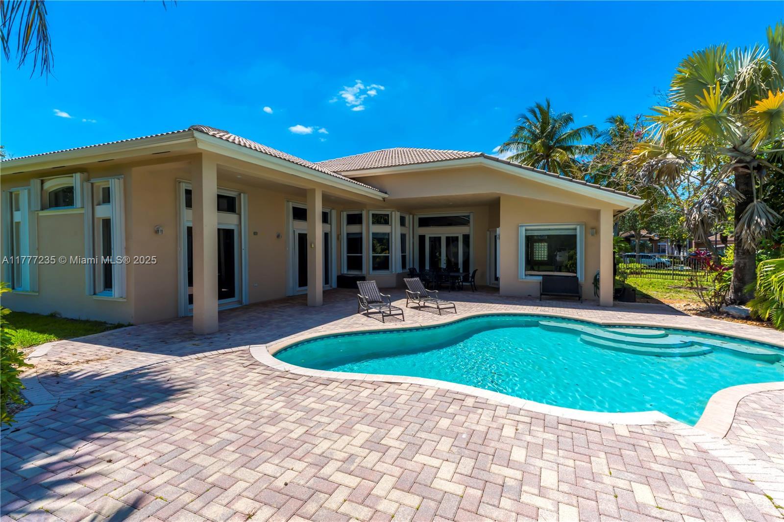 Picture of 3432 Dovecote Meadow Ln, Davie, FL 33328