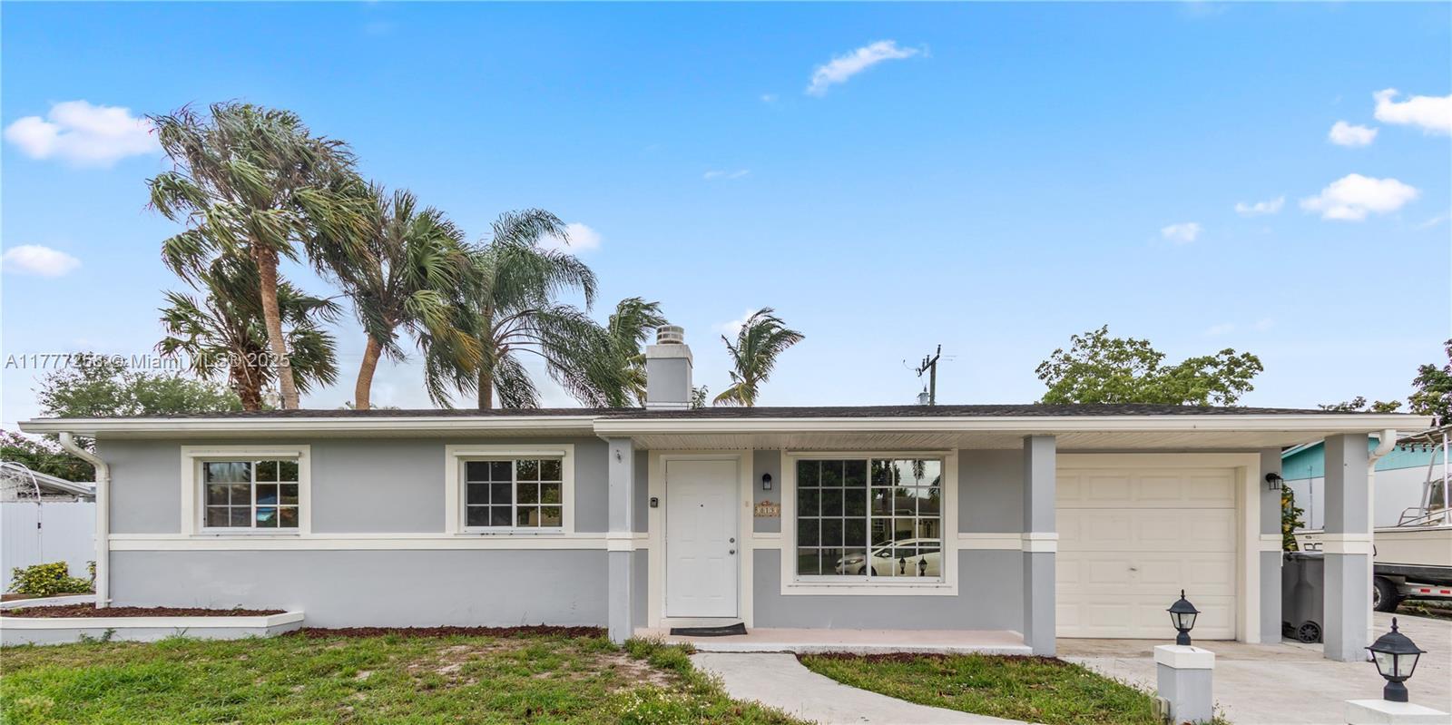 Picture of 813 Sarazen Dr, West Palm Beach, FL 33413