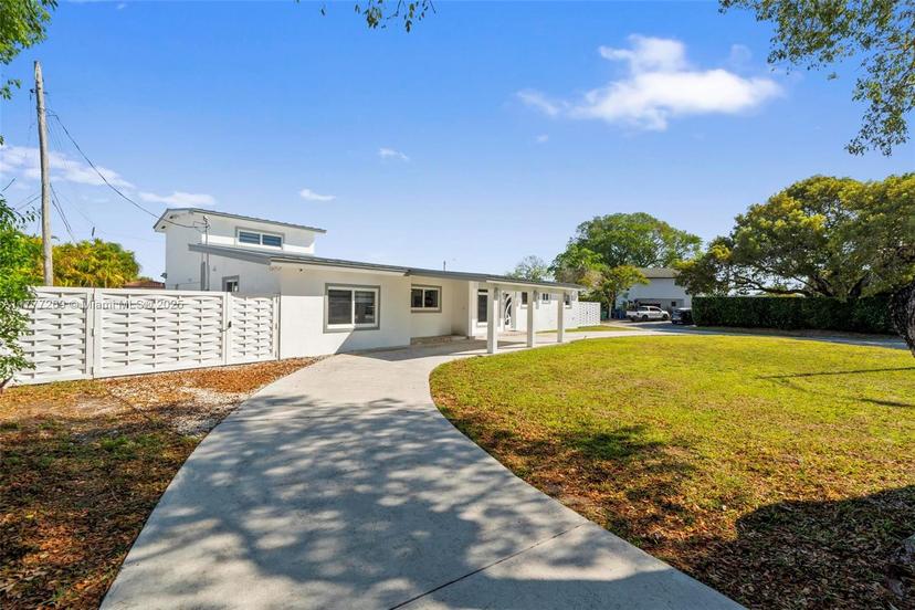 Picture of 9025 SW 56Th St, Miami FL 33165