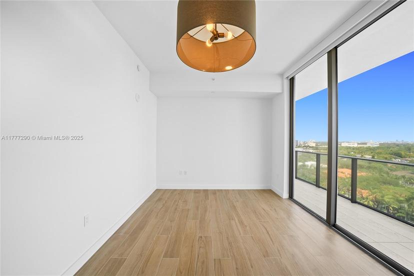 Picture of 2678 Tigertail Ave # 1002B, Miami FL 33133