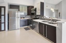 Picture of 6952 SW 39Th St # C302, Davie, FL 33314