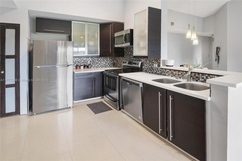 Picture of 6952 SW 39Th St # C302, Davie FL 33314