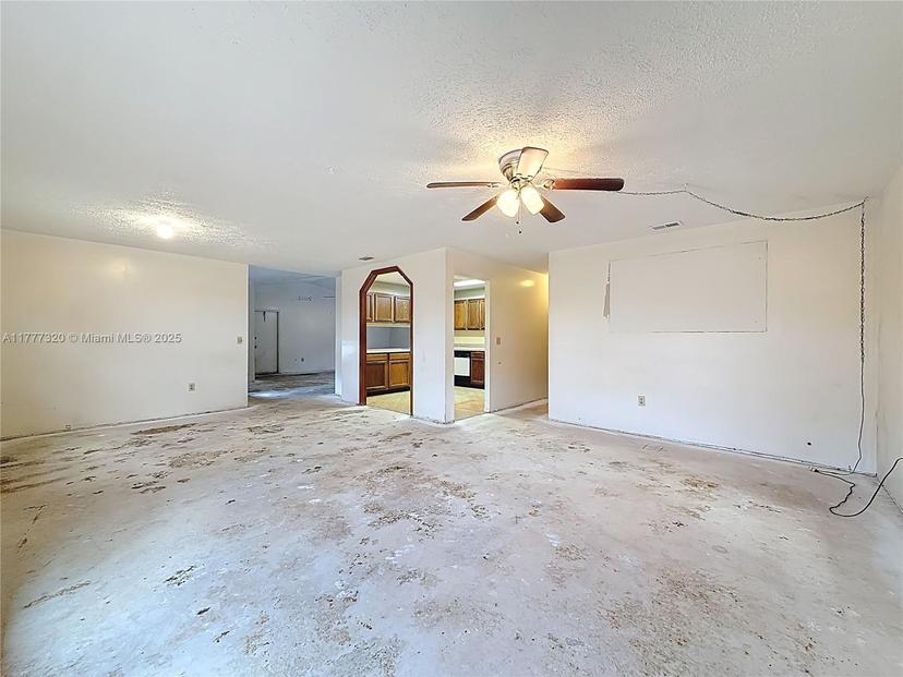 Picture of 731 SW Del Rio Blvd, Port St. Lucie FL 34953