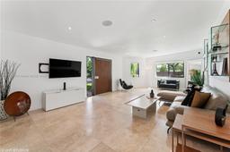 Picture of 2180 NE 191St Dr, North Miami Beach, FL 33179