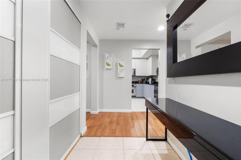 Picture of 3340 NE 190Th St # 304, Aventura FL 33180