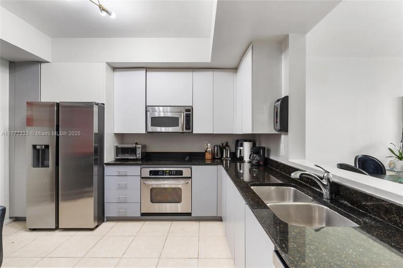 Picture of 3340 NE 190Th St # 304, Aventura FL 33180