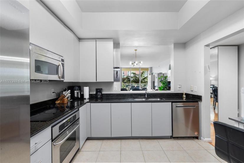 Picture of 3340 NE 190Th St # 304, Aventura FL 33180