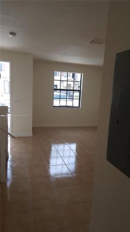Picture of 11578 SW 248Th Ter # 1, Homestead, FL 33032