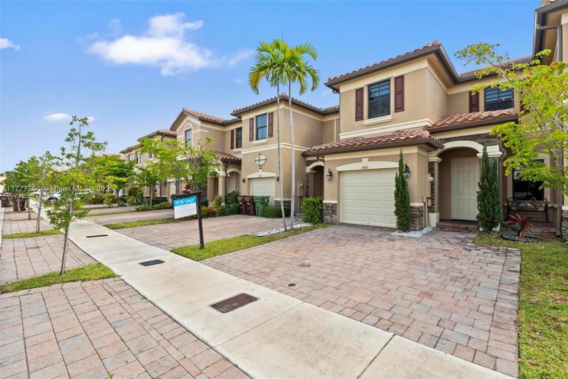 Picture of 8945 W 33Rd Ave # 8945, Hialeah FL 33018
