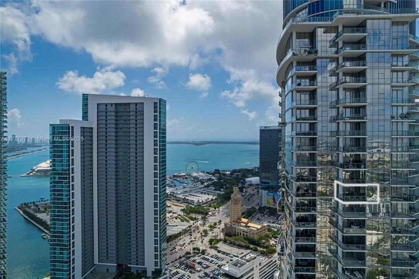 Picture of 851 NE 1St Ave # 4100, Miami FL 33132