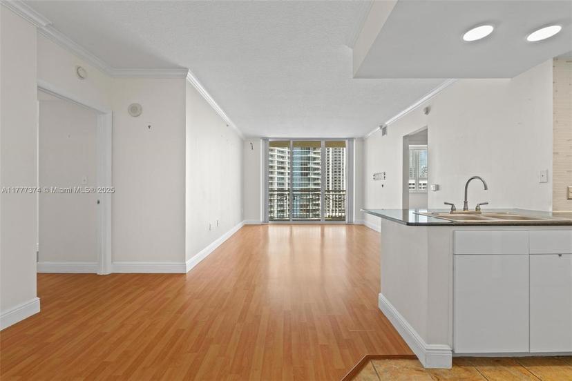 Picture of 2000 N Bayshore Dr # 1207, Miami FL 33137