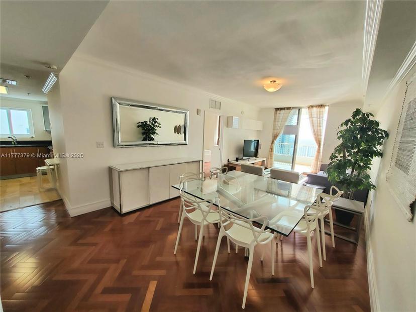 Picture of 170 SE 14Th St # 2705, Miami FL 33131