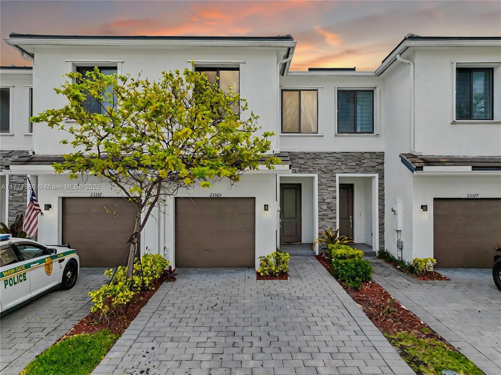 Picture of 23365 SW 110Th Ct, Homestead, FL 33032
