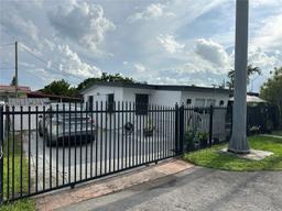 Picture of 6060 NW 7Th St, Miami, FL 33126