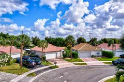 Picture of 24 Gables Blvd, Weston, FL 33326