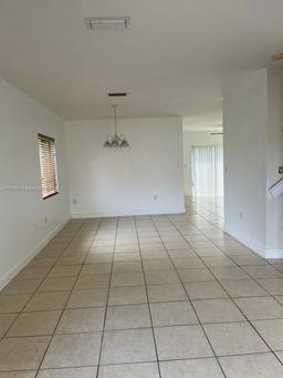 Picture of 16250 SW 57Th Ln # 16250, Miami, FL 33193