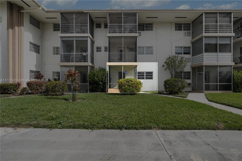 Picture of 16900 NE 14Th Ave # 109, Miami FL 33162